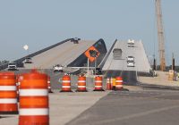 На Крымском мосту днём в воскресенье образовалась очередь со стороны Тамани