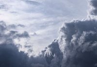 В Севастополе из-за непогоды остановлены паром и пассажирские катера